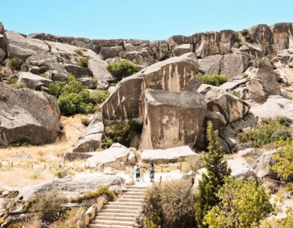 Full Day Gobustan and Absheron All-inclusive Group Tour