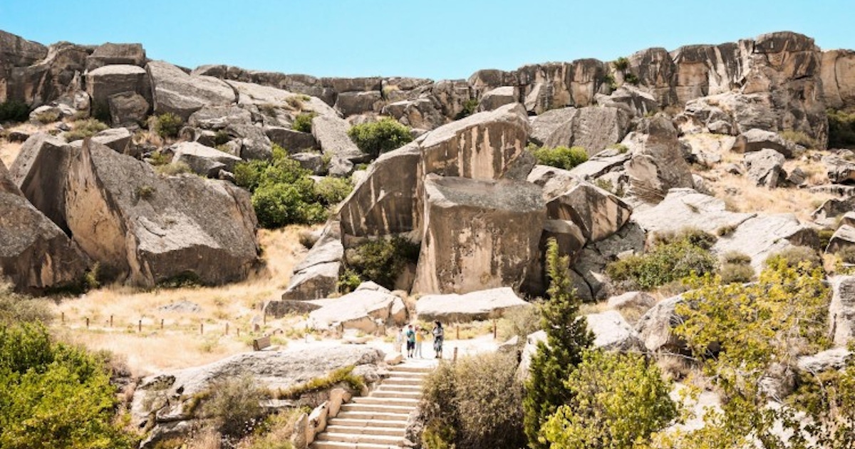 Full Day Gobustan and Absheron All-inclusive Group Tour